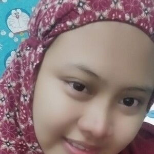 Suci Istiqomah profile icon