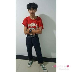 ใช่สิ' เสอั๋นมันจน profile icon