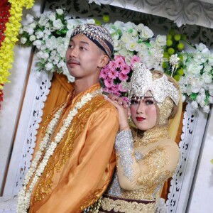 Dyah Asty profile icon