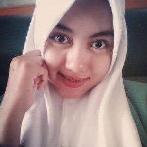 Dini Retno profile icon