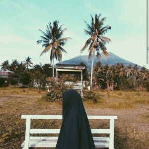 Nining Zuliana profile icon