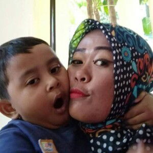 Rika Nuraeini profile icon