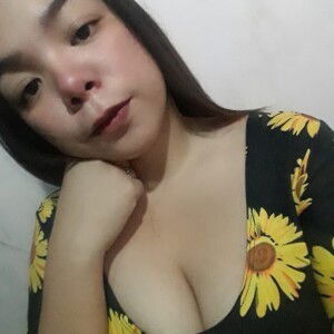 Kim Sarmiento Garcia profile icon