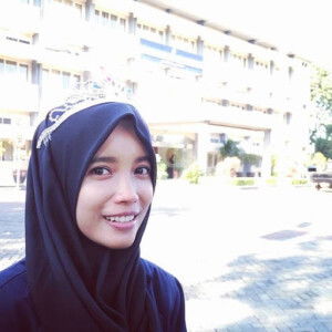 Ayu Siti Azhari profile icon