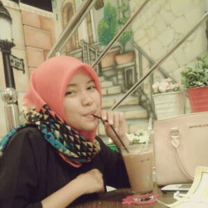 Nadia Rista profile icon