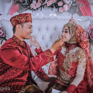 Evi Tamara Putri profile icon