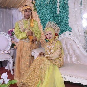 Nur Aeni profile icon