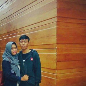 Eva Yulianti profile icon