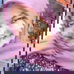 Devi Indriani profile icon