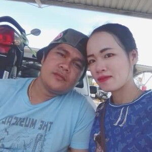 แม่พลอย'ยย และ'ะ น้องเพลง'งง profile icon