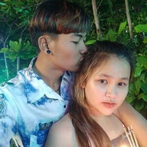 ชม'ม พู่ profile icon