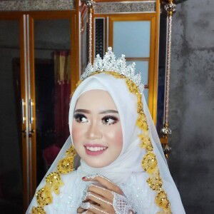 ViviOktavianii profile icon