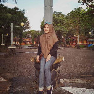 Maya Putri profile icon