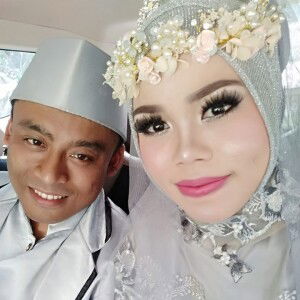 Siti nurbaeni profile icon