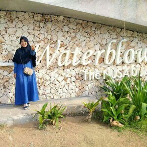 Retno Wulan profile icon