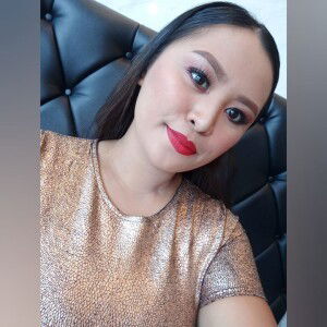 Lyn Topakin profile icon