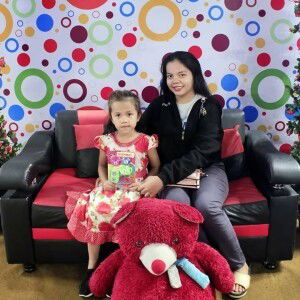 Putri Ayu Zuliana profile icon