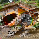 Charlene Divina profile icon