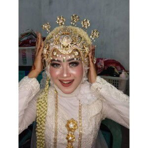 Dina Andriani profile icon