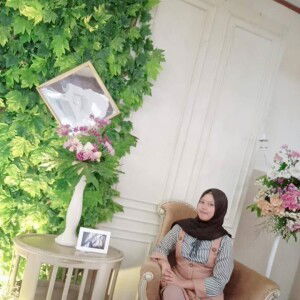 Indah Rosita Wati profile icon