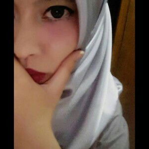 Rahmatunnisa profile icon