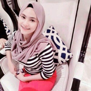 Emma Ariffin profile icon