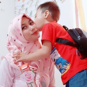 Triisna Febryanii profile icon