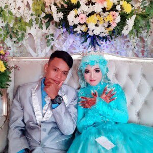 Ratna Wulann profile icon