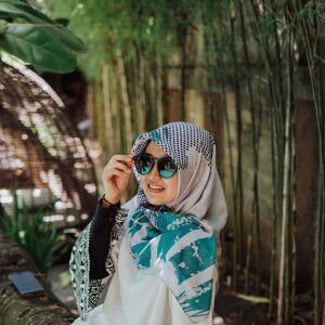 Khoerunnisa profile icon