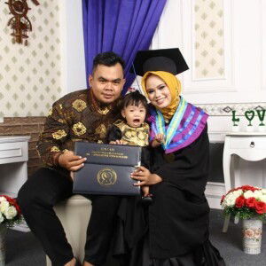 Lia Indrasari profile icon