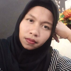 Putri Aprilia profile icon