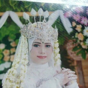 Ikun Bakhtiar profile icon