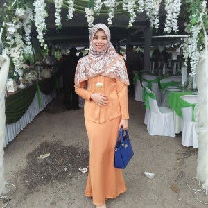 Intan Azfariena profile icon