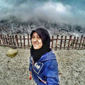 Nadia Putri Resmana profile icon