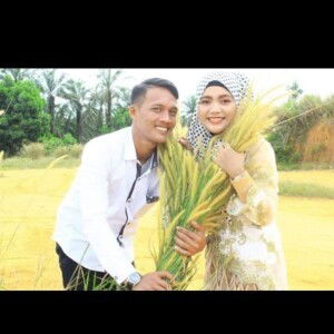 Ayu Lestari profile icon