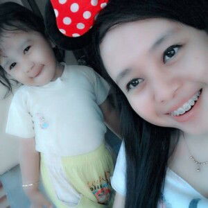 Estri Fitri Yani profile icon