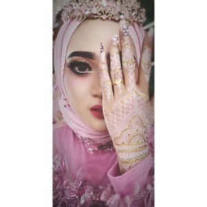 Rika Anggraeni profile icon