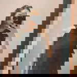 Iza Reyes profile icon