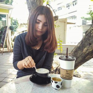 ThisismeSaly Sa profile icon