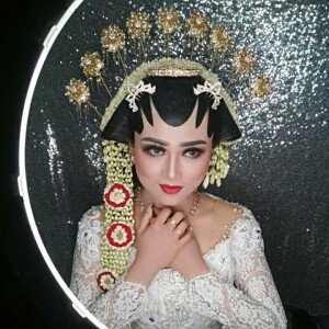 Zahratun Navisa profile icon