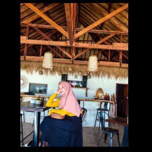 Midwife Dahlia profile icon