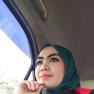 Ukhti Dewi profile icon