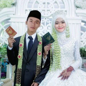 Siti Fajar Aulia profile icon