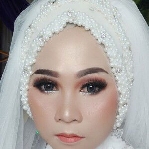 Sachy Indriani profile icon