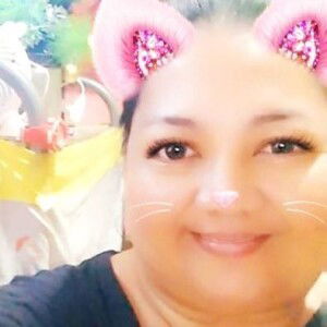 Cristy Ili Santos profile icon