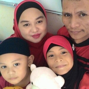 Azian Na profile icon