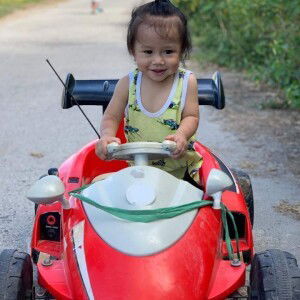 Abby Mcklaine Manlulu Policarpio profile icon