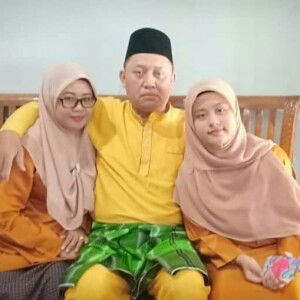 Lili Yusof profile icon