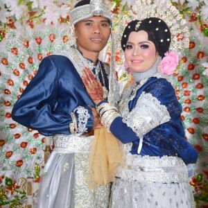 Iin Mutmainnah profile icon