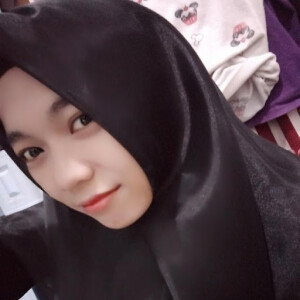 Rina Khoerunnisa profile icon